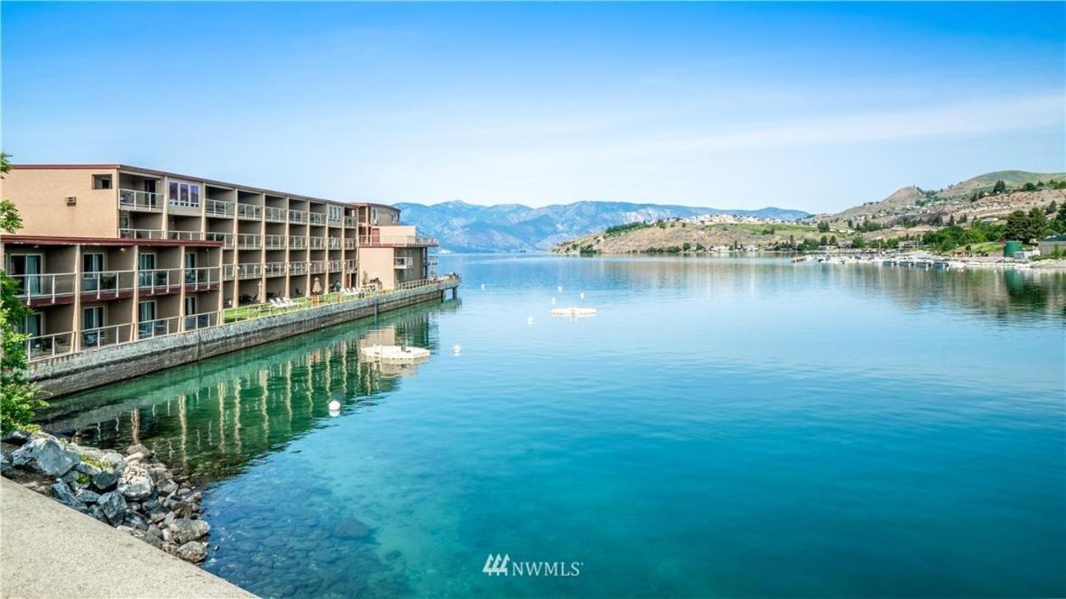 Grandview Lake Chelan- Waterfront View, Pool, Hot Tub, Golf, 1 Min To Downtown Zewnętrze zdjęcie