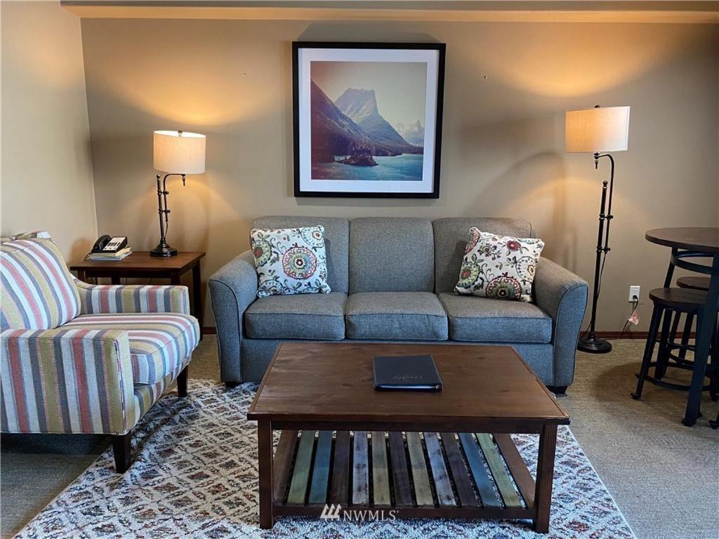 Grandview Lake Chelan- Waterfront View, Pool, Hot Tub, Golf, 1 Min To Downtown Zewnętrze zdjęcie