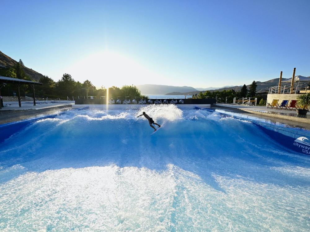 Grandview Lake Chelan- Waterfront View, Pool, Hot Tub, Golf, 1 Min To Downtown Zewnętrze zdjęcie